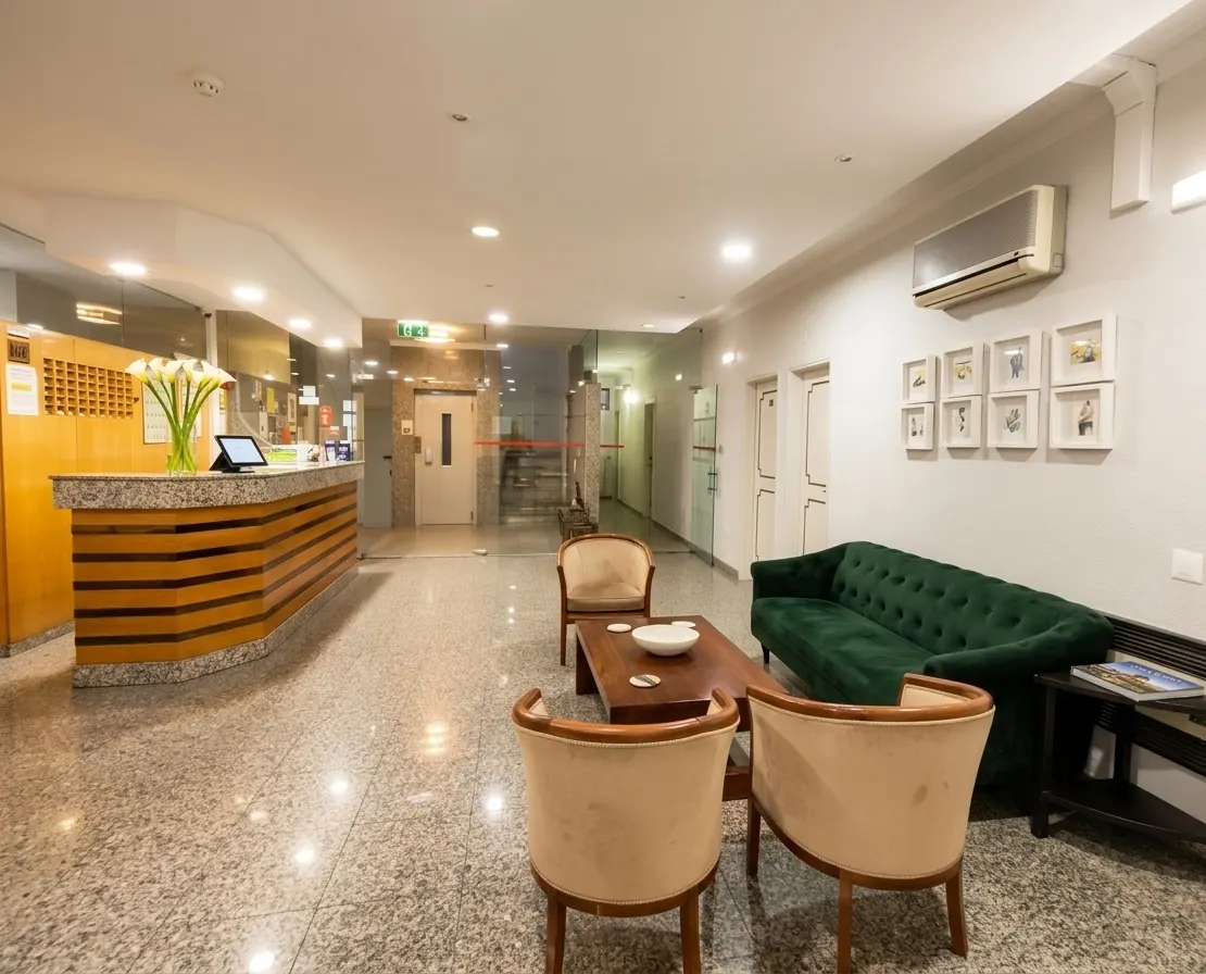 Reception and lounge area at Residencial Centro Comercial Avenida Bragashopping